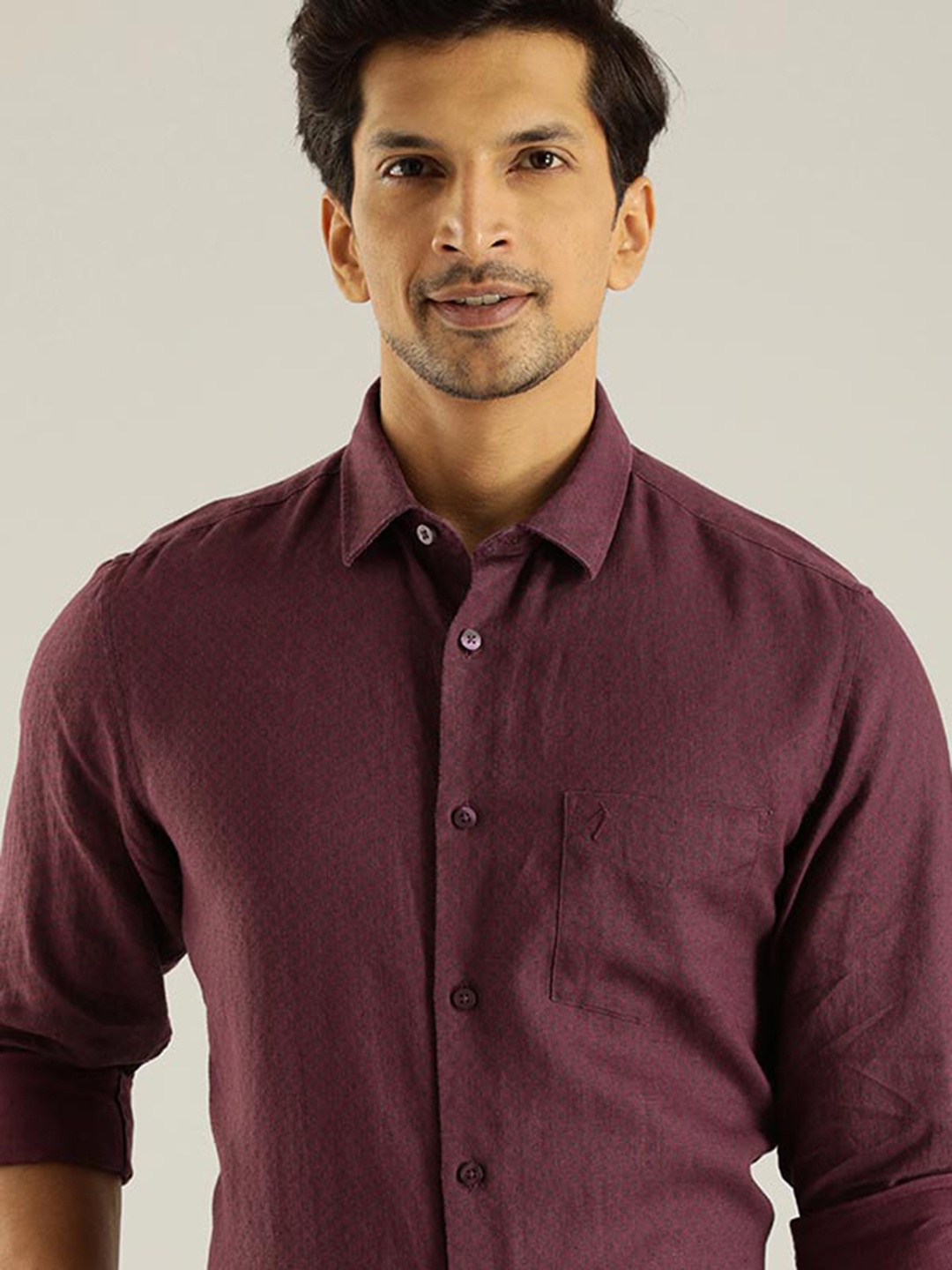 

Indian Terrain Pure Linen Casual Shirt, Maroon