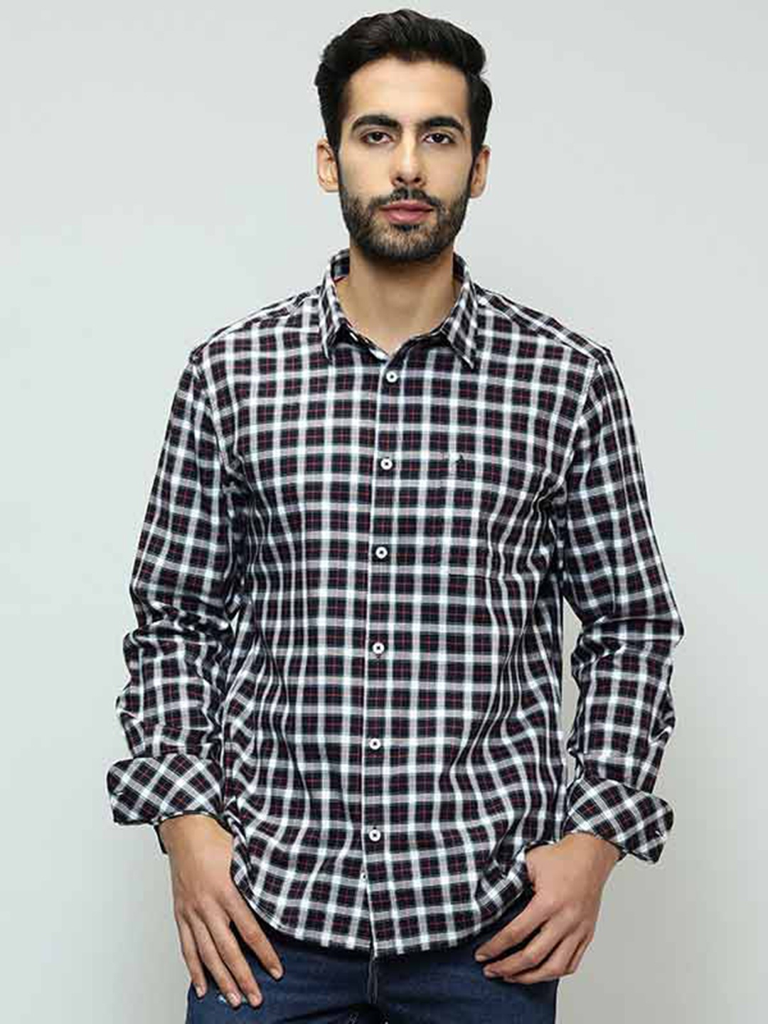 

Indian Terrain Checked Pure Cotton Casual Shirt, Navy blue