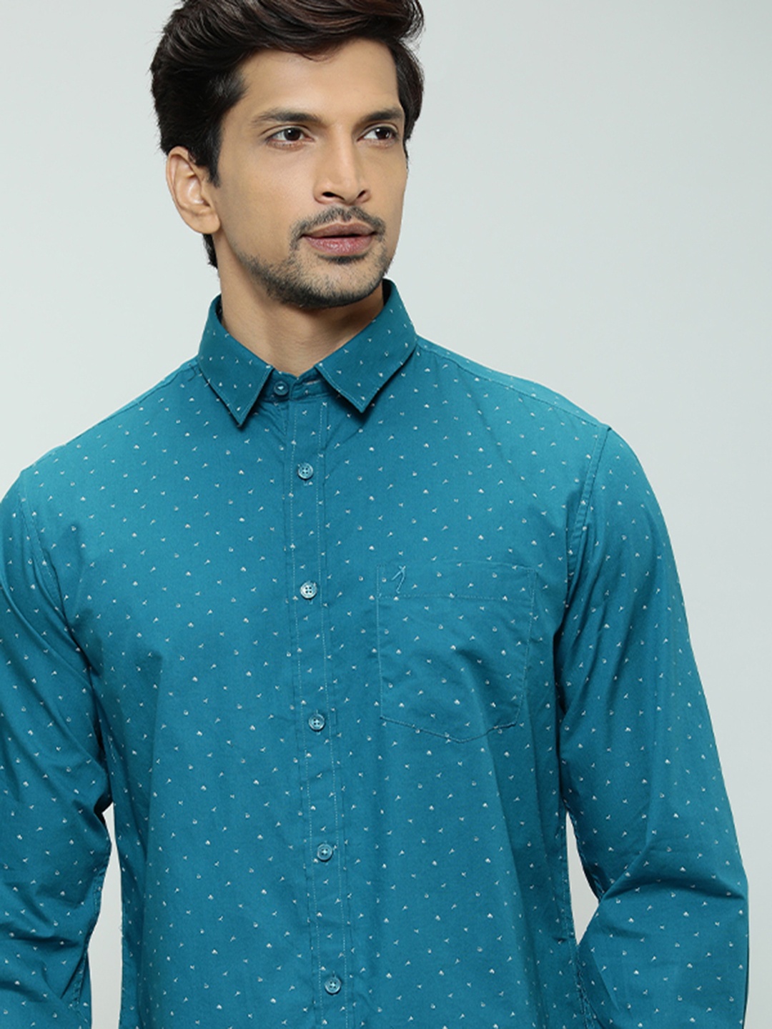 

Indian Terrain Micro Ditsy Printed Pure Cotton Casual Shirt, Blue