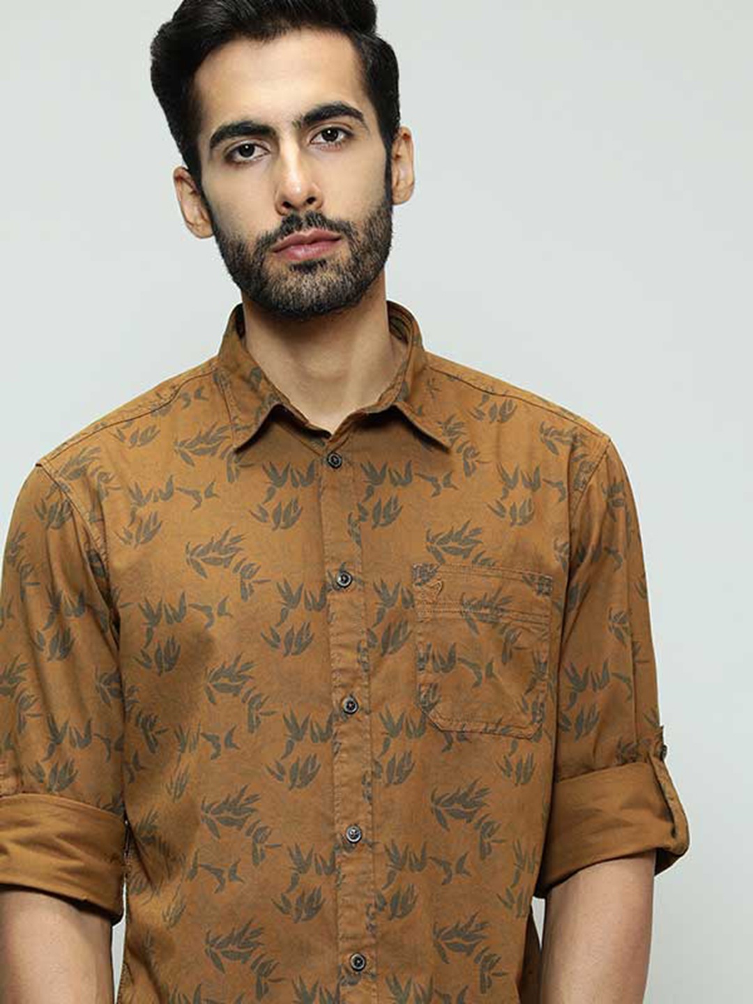 

Indian Terrain Floral Printed Cotton Spread Collar Roll-Up Sleeves Opaque Casual Shirt, Brown