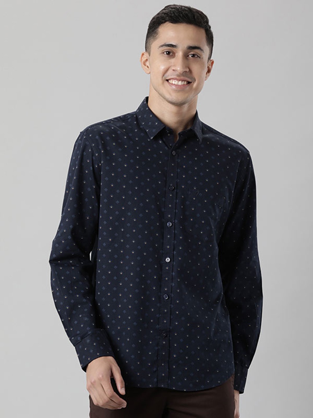 

Indian Terrain Geometric Printed Cotton Spread Collar Opaque Printed Casual Shirt, Navy blue