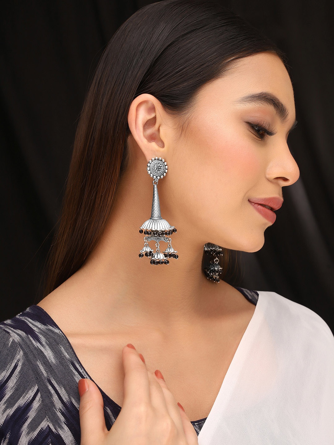

Priyaasi Silver-Plated Dome Shaped Jhumkas