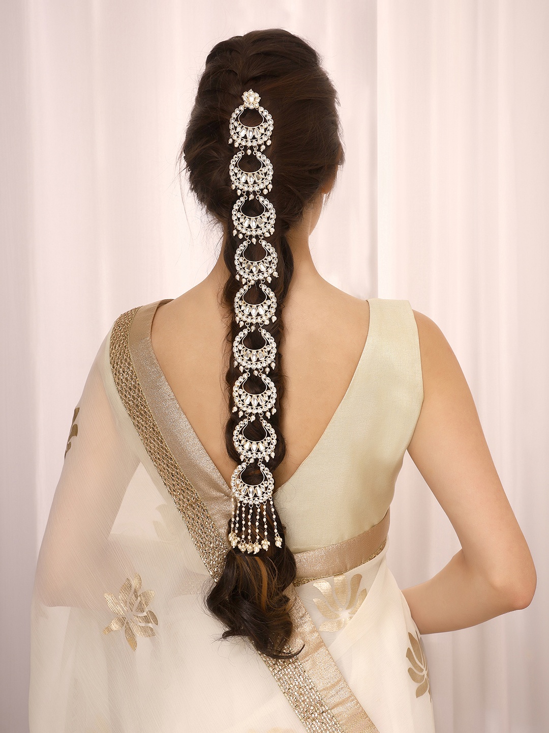 

Priyaasi Gold Plated Kundan Pearls Maang Tikka, White