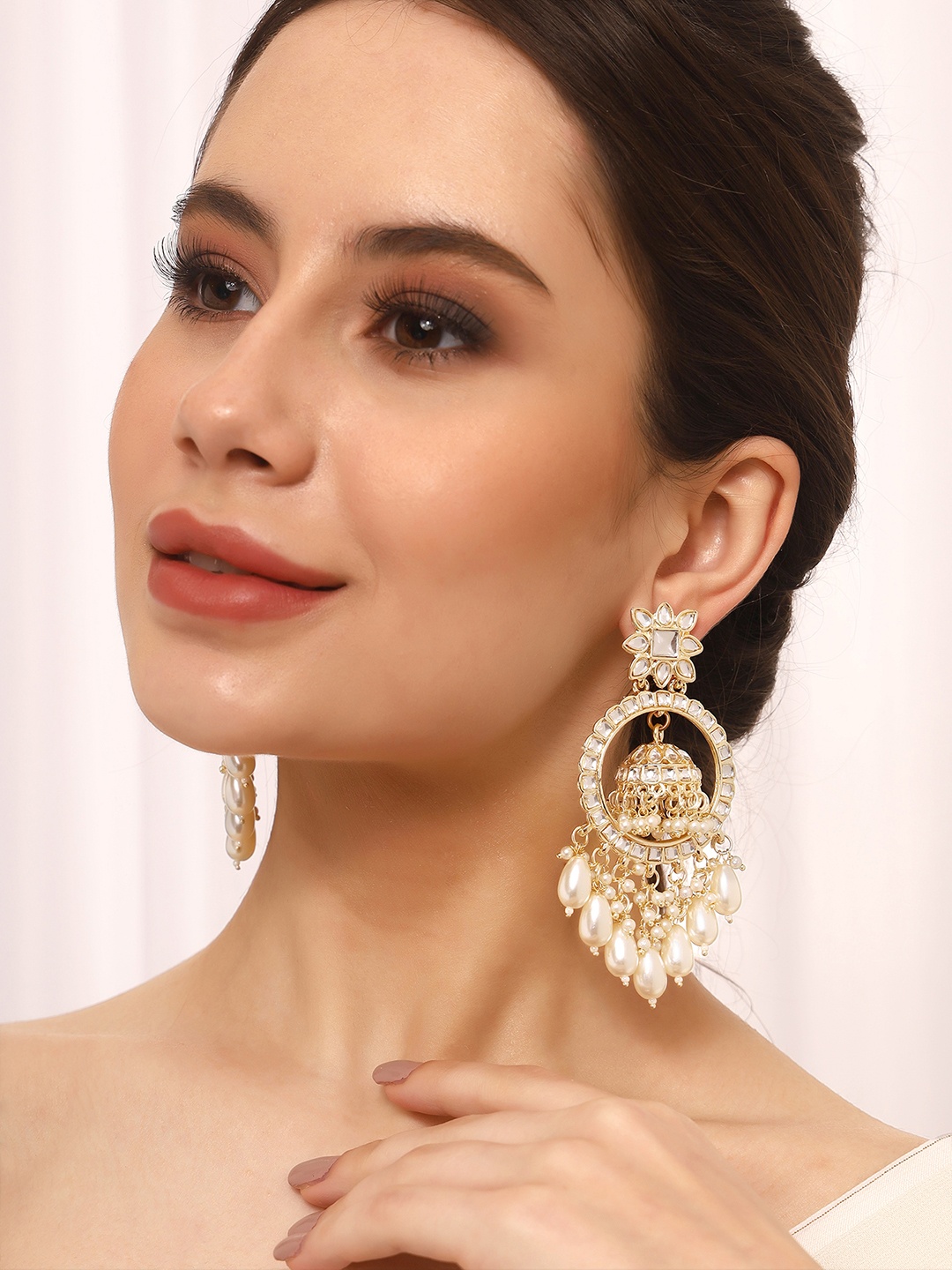 

Priyaasi Gold-Plated Kundan Studded & Beads Beaded Contemporary Drop Earrings