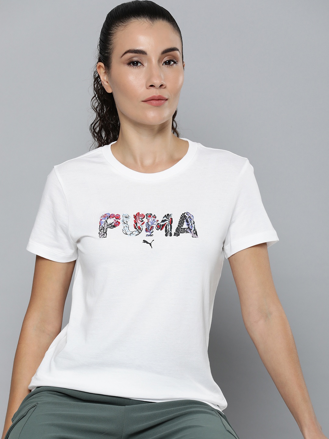 

Puma Pure Cotton Brand Logo Embroidered Outdoor T-shirt, White