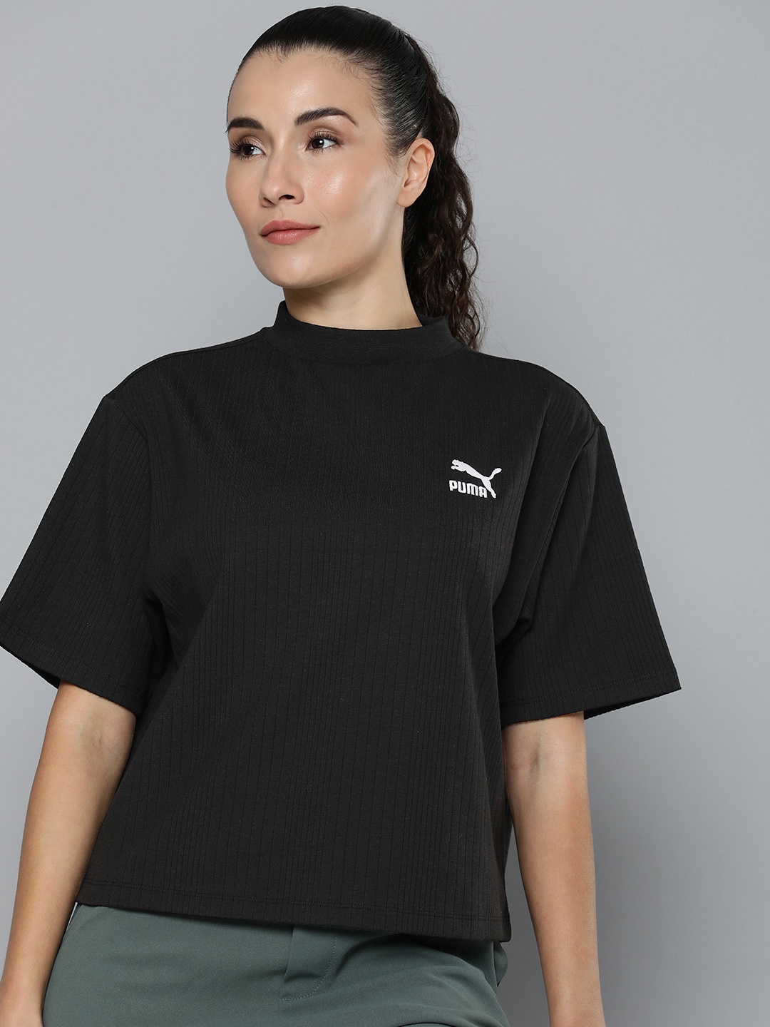 

Puma Classics Relaxed Fit Ribbed Outdoor T-shirt, Black