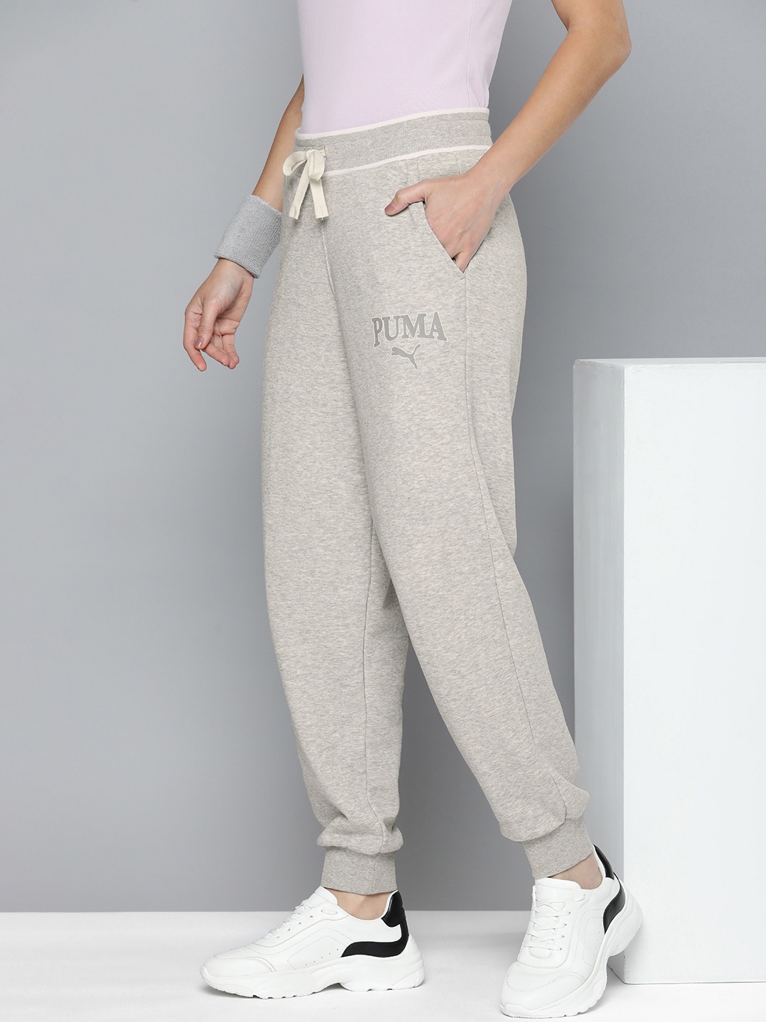 

PUMA Women Squad Straight Fit Mid Rise Outdoor Joggers Track Pants, Grey