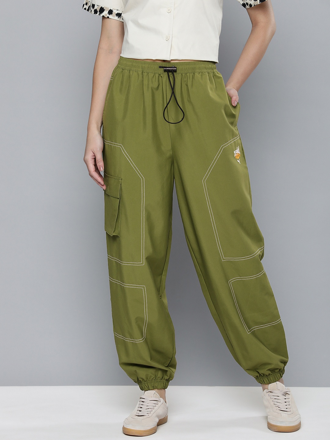 

Puma Women Relaxed Straight Fit High Rise Joggers Trousers, Green