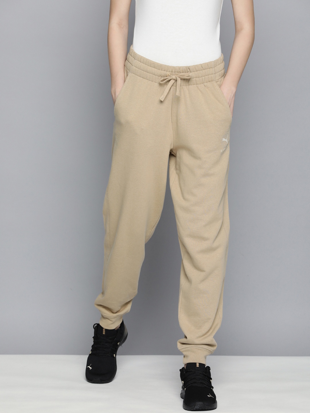 

Puma Women BETTER SPORTSWEAR Brand Logo Comfort Fit Sports Joggers, Beige