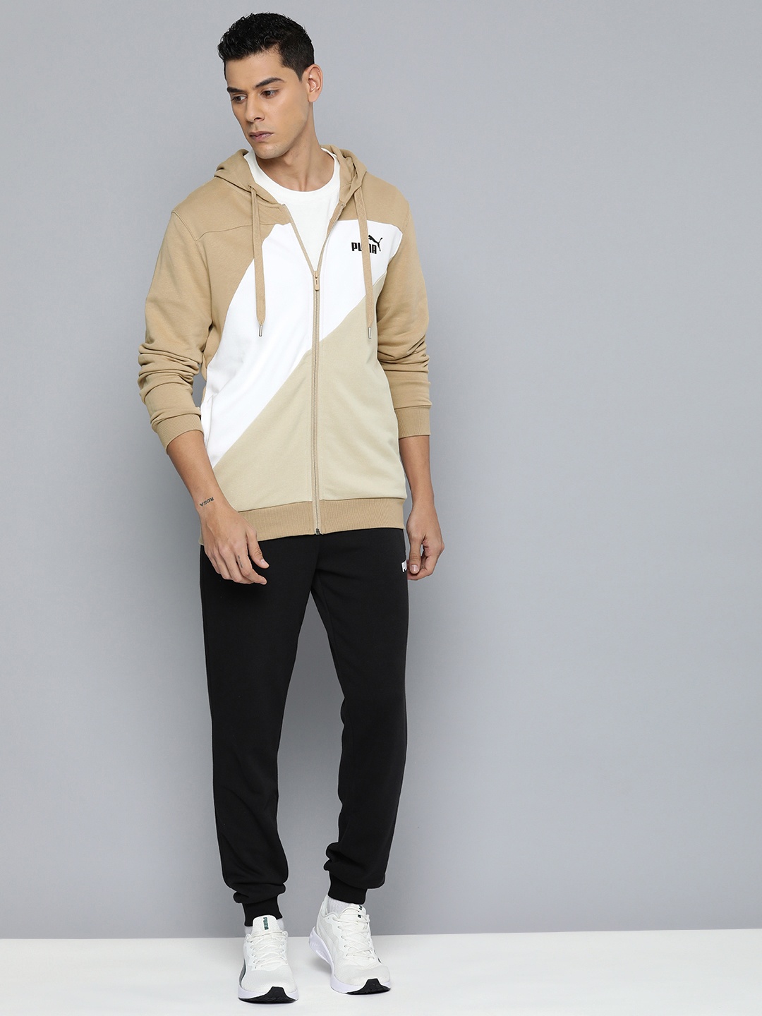 

Puma POWER Men Colourblocked Hooded Jacket And Joggers Track Pants, Beige