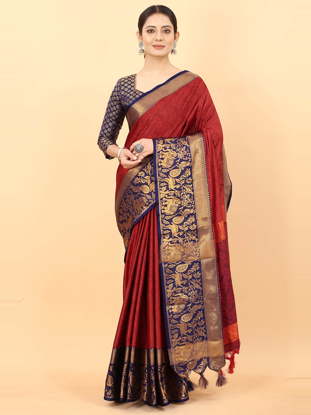 

SMARTLOOKS Ethnic Motifs Woven Design Zari Silk Cotton Banarasi Saree, Red