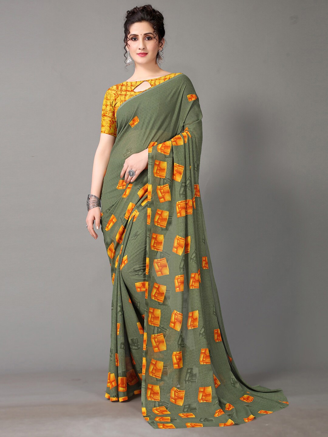 

KALINI Geometric Printed Saree, Green