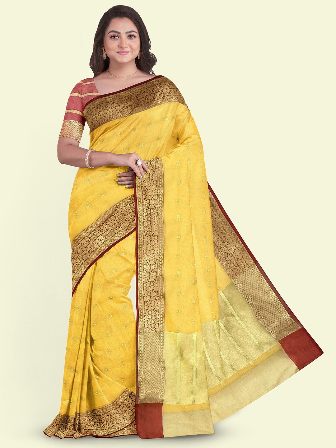 

Muskan Fashion Ethnic Motifs Zari Organza Banarasi Saree, Gold