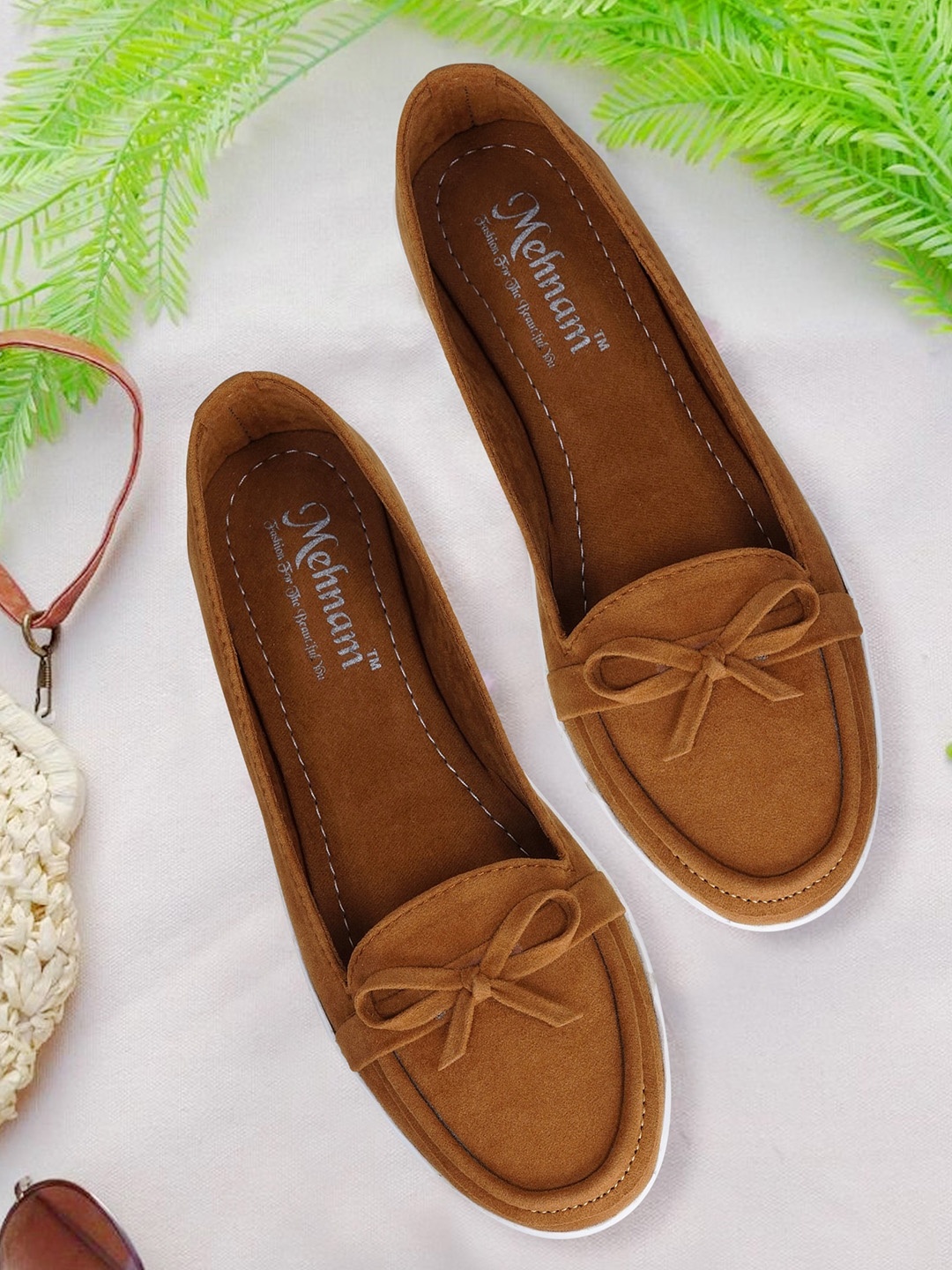 

MEHNAM Women Bow Detail Comfort Insole Contrast Sole Loafers, Tan