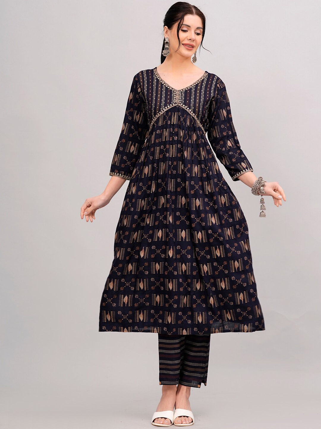 

HIGHLIGHT FASHION EXPORT Ethnic Motifs Printed Thread Work Kurta with Trousers & Dupatta, Navy blue