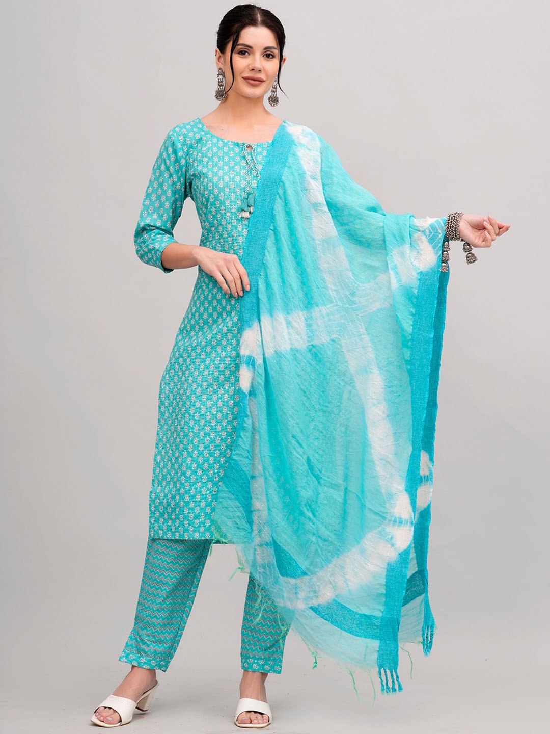 

HIGHLIGHT FASHION EXPORT Floral Printed Pure Cotton Kurta With Trousers & Dupatta, Green