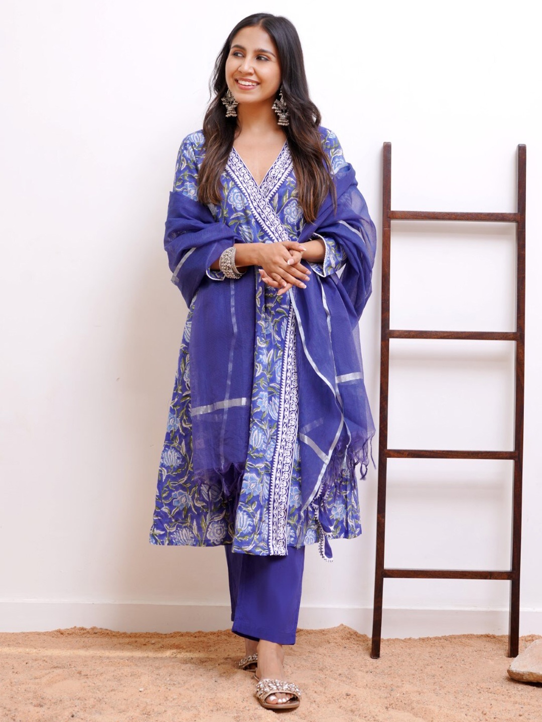 

NERO Net Tasselled Dupatta, Blue