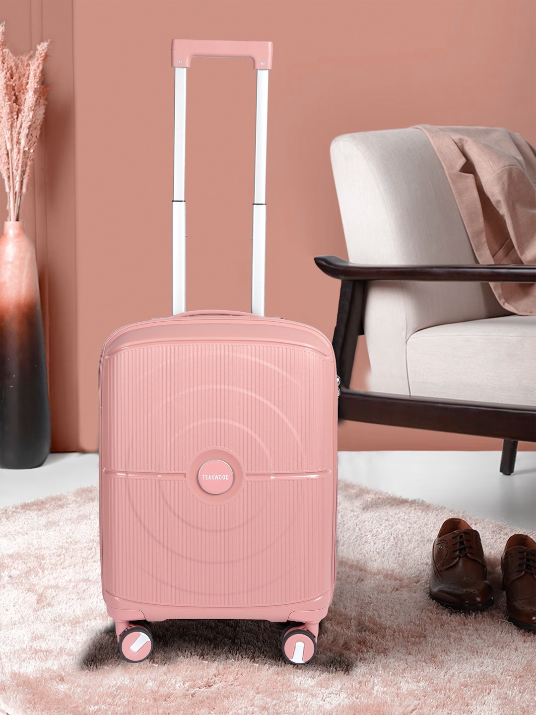 

Teakwood Leathers Circle Set of 3 Textured 360 Degree Rotation Hard Trolley Bags 182L, Pink