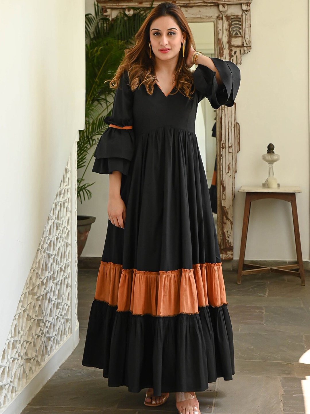 

KALINI Colourblocked V-Neck Bell Sleeves Tiered Fit & Flared Maxi Ethnic Dress, Black