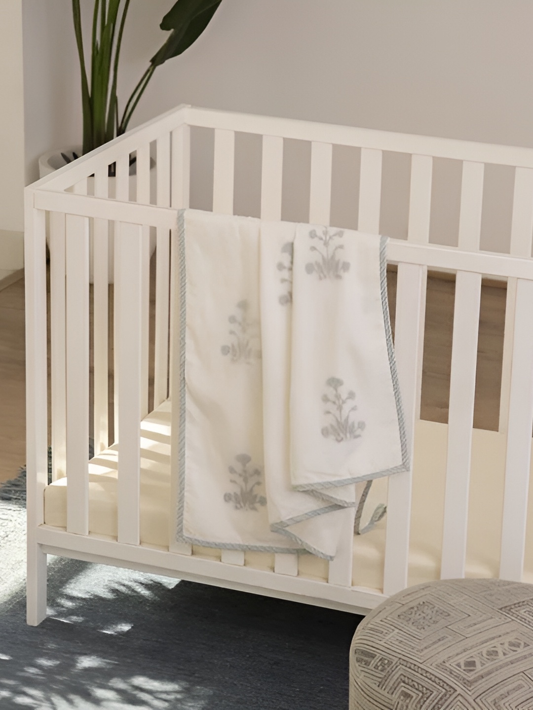 

HOUMN Beige & Grey Printed 300 GSM Single Bed Dohar