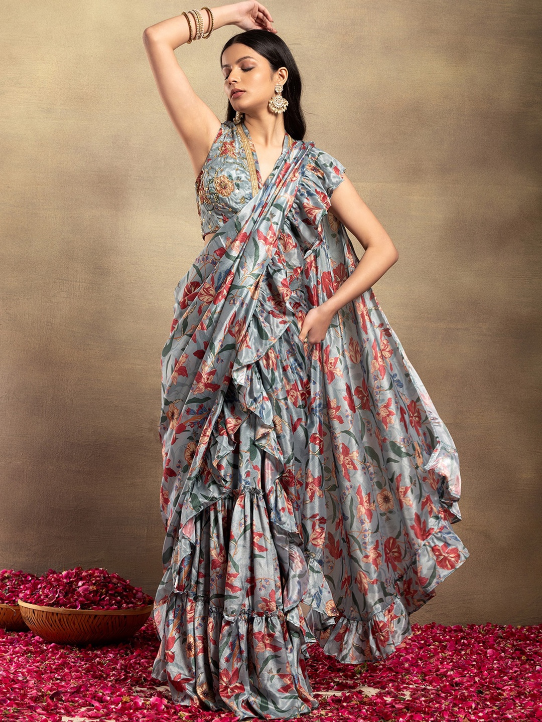 

Indya Luxe X VARUN BAHL Floral Print Ruffled Ready to Wear Saree, Green