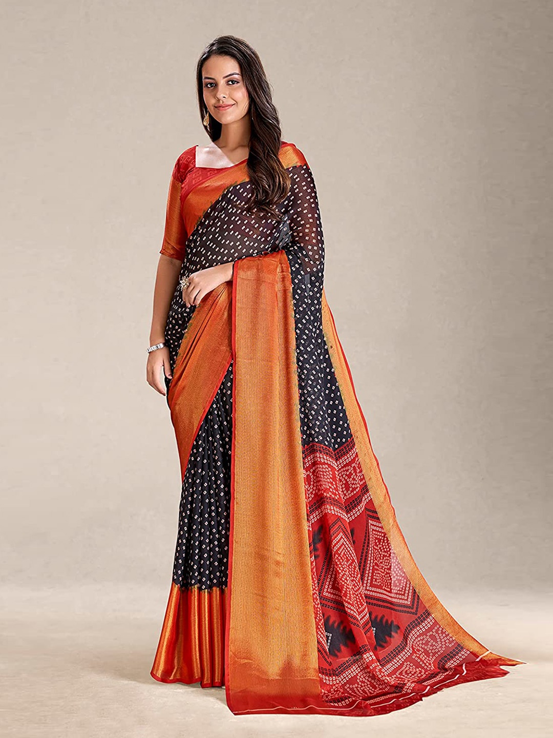 

Grubstaker Bandhani Zari Silk Cotton Paithani Saree, Black