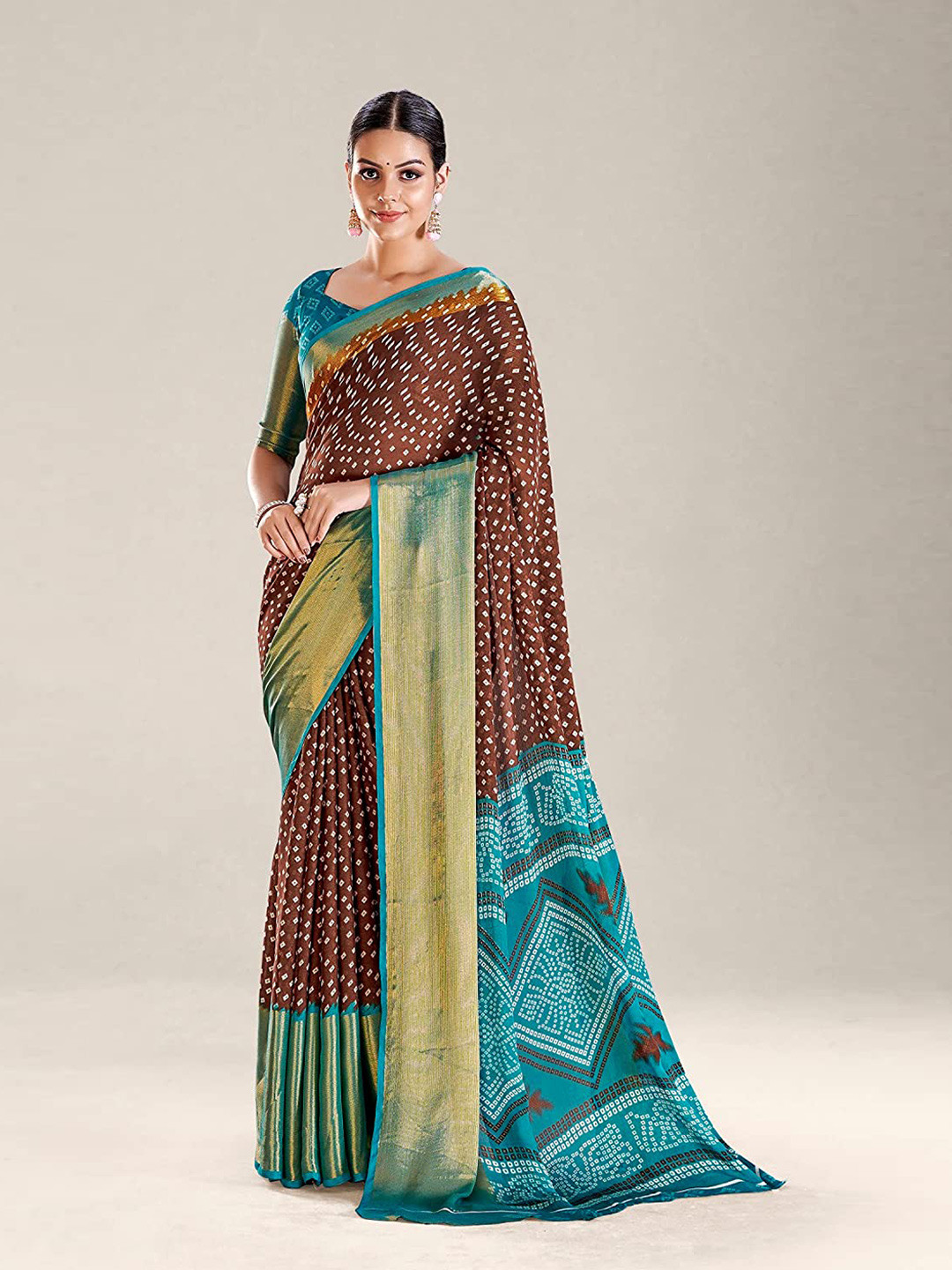 

Grubstaker Polka Dot Zari Silk Cotton Paithani Saree, Brown