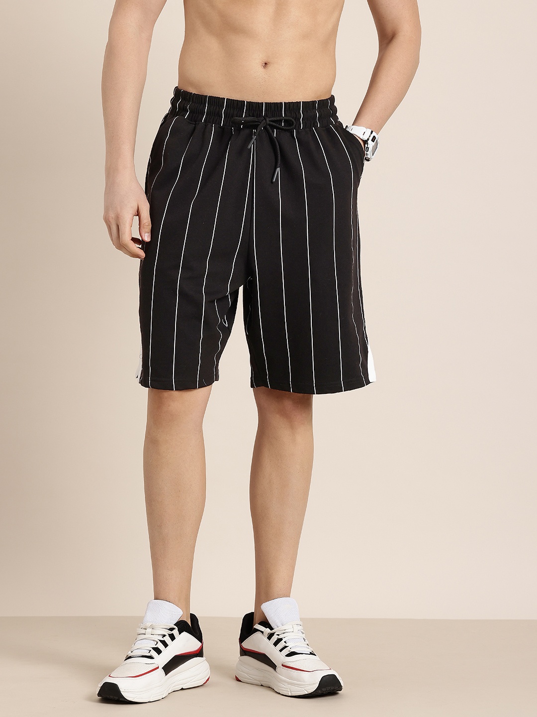 

HERE&NOW Men Striped Shorts, Black