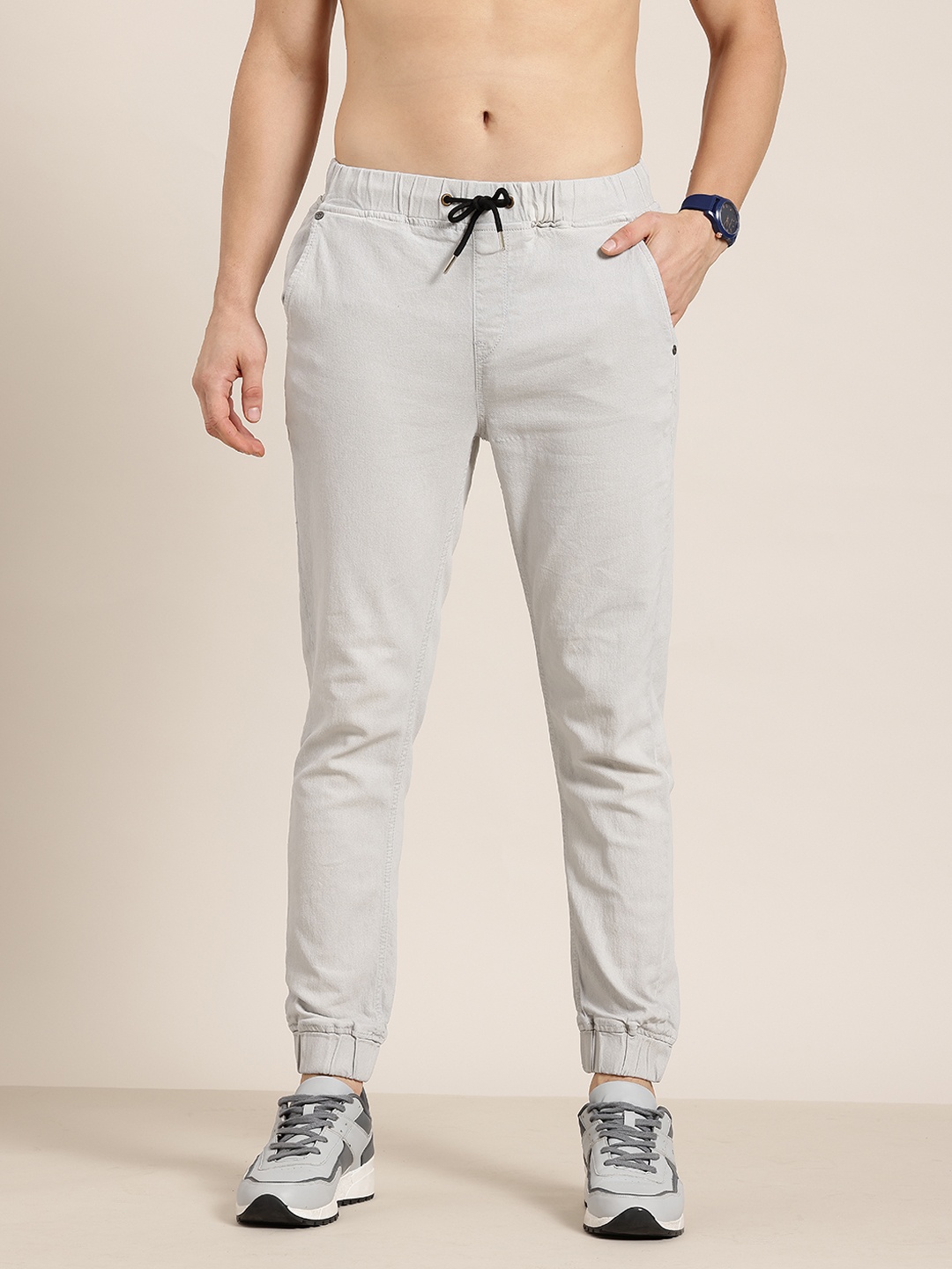 

HERE&NOW Men Jogger-Fit Pure Cotton Jeans, Grey