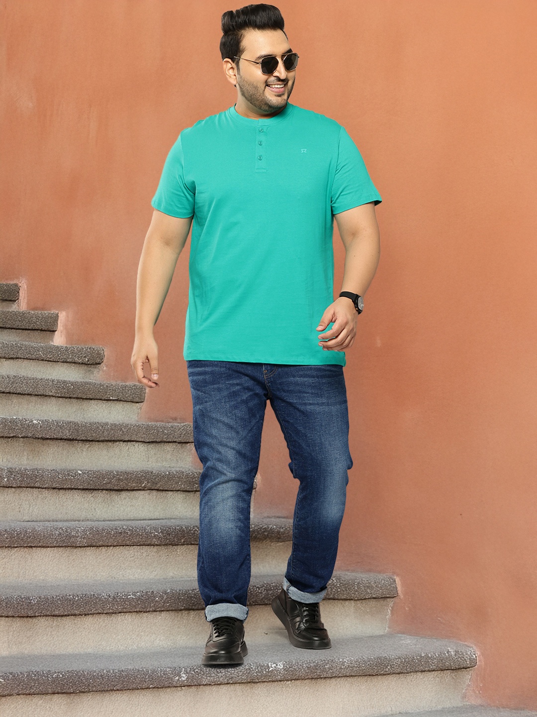 

Sztori Plus Size Henley Neck Pure Cotton T-shirt, Green