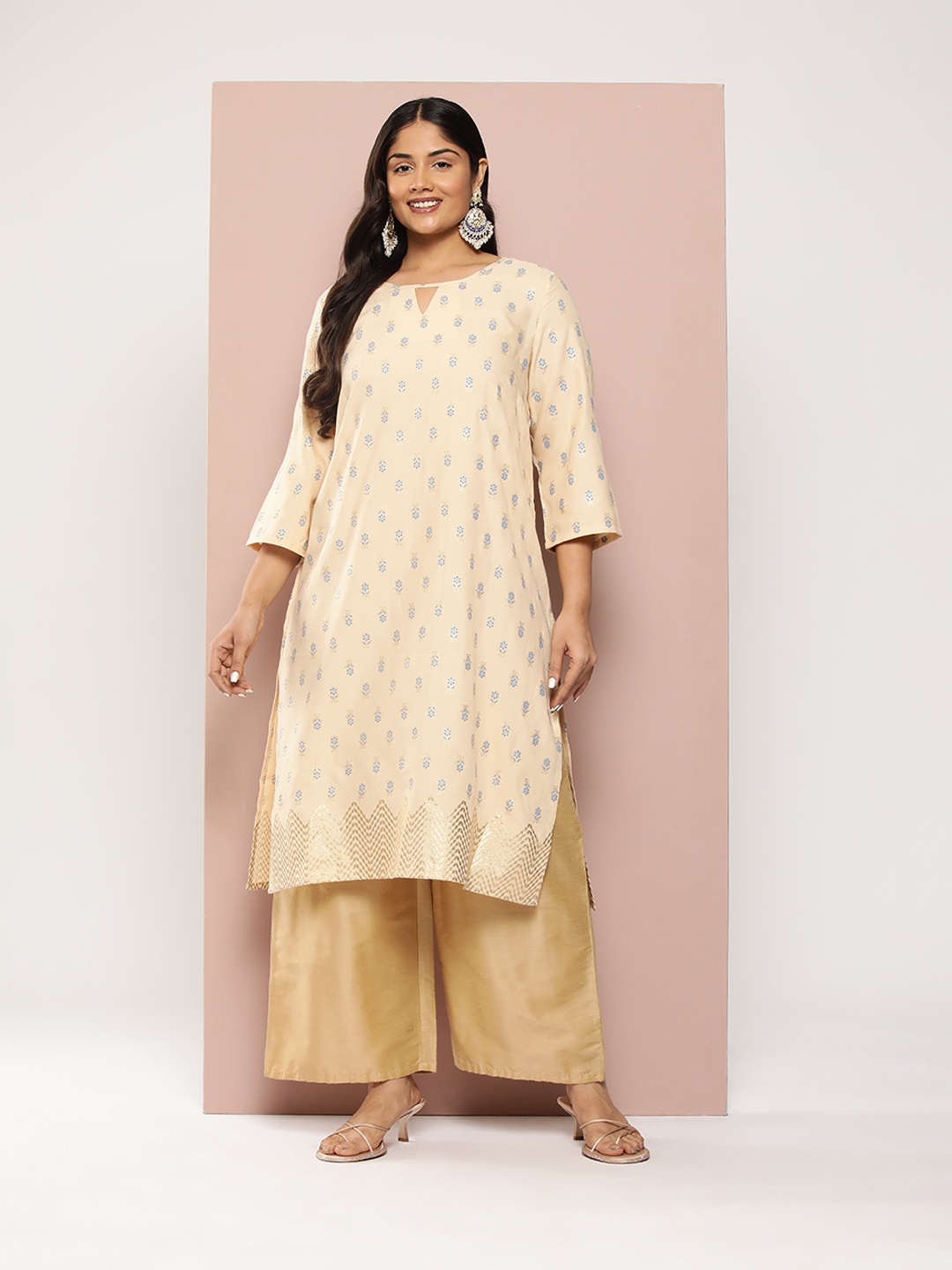 

Sztori Plus Size Ethnic Motifs Printed Kurta, Cream