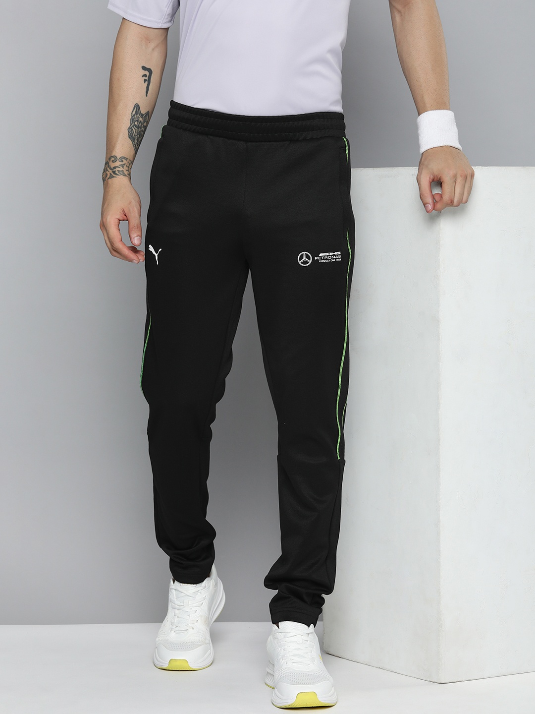 

PUMA Motorsport Men Mercedes-AMG Petronas Motorsport dryCELL MT7 Open Cuff Track Pants, Black