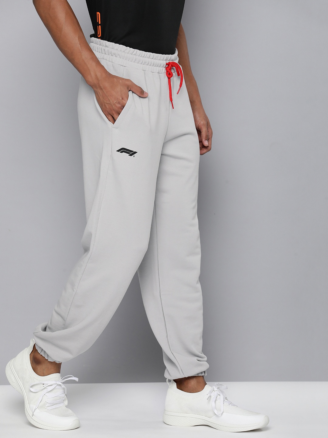 

PUMA Motorsport Men Mid Rise F1 Track Pants, Grey