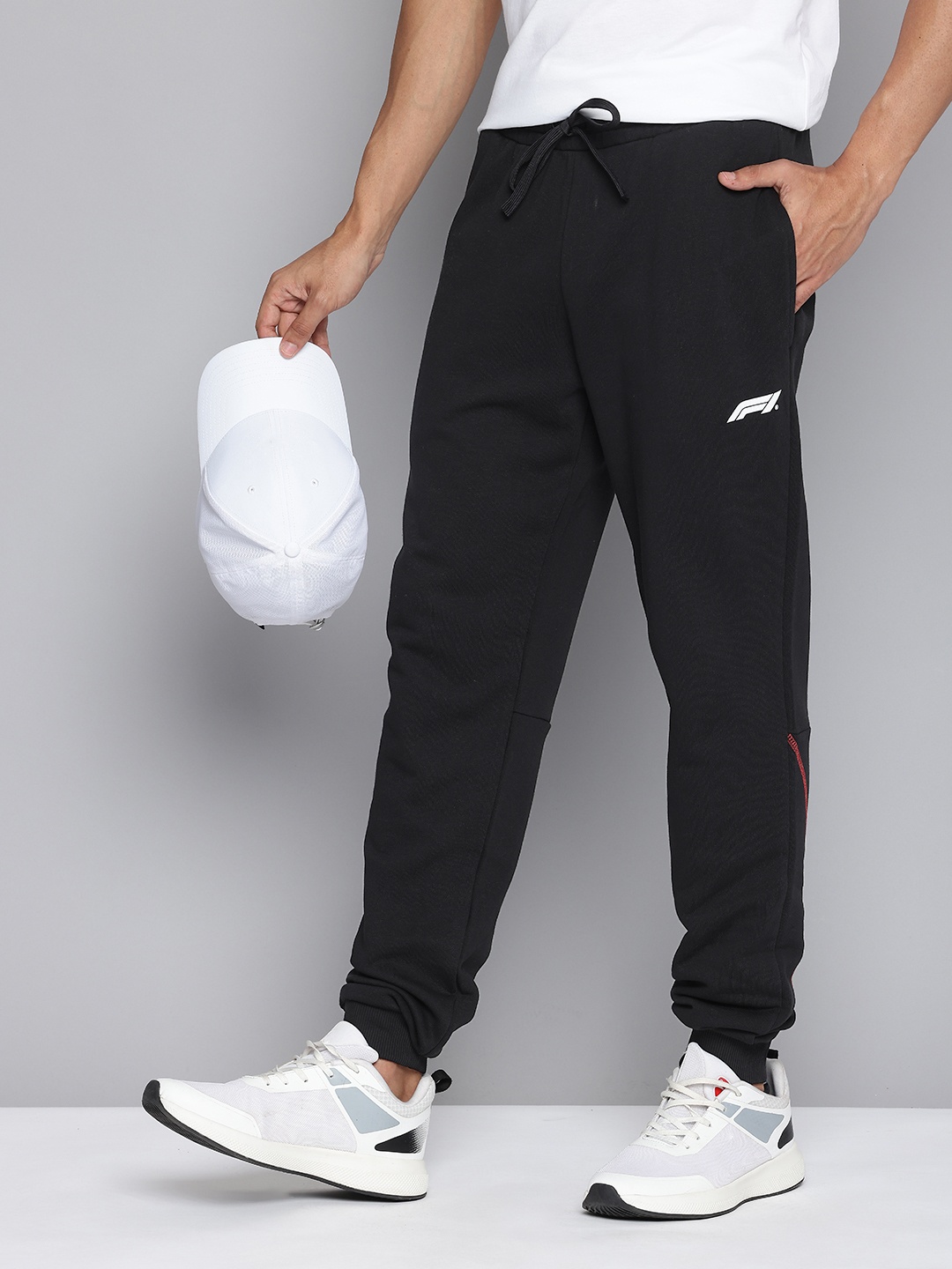 PUMA Motorsport F1 Men Pure Cotton Track Pants, Black