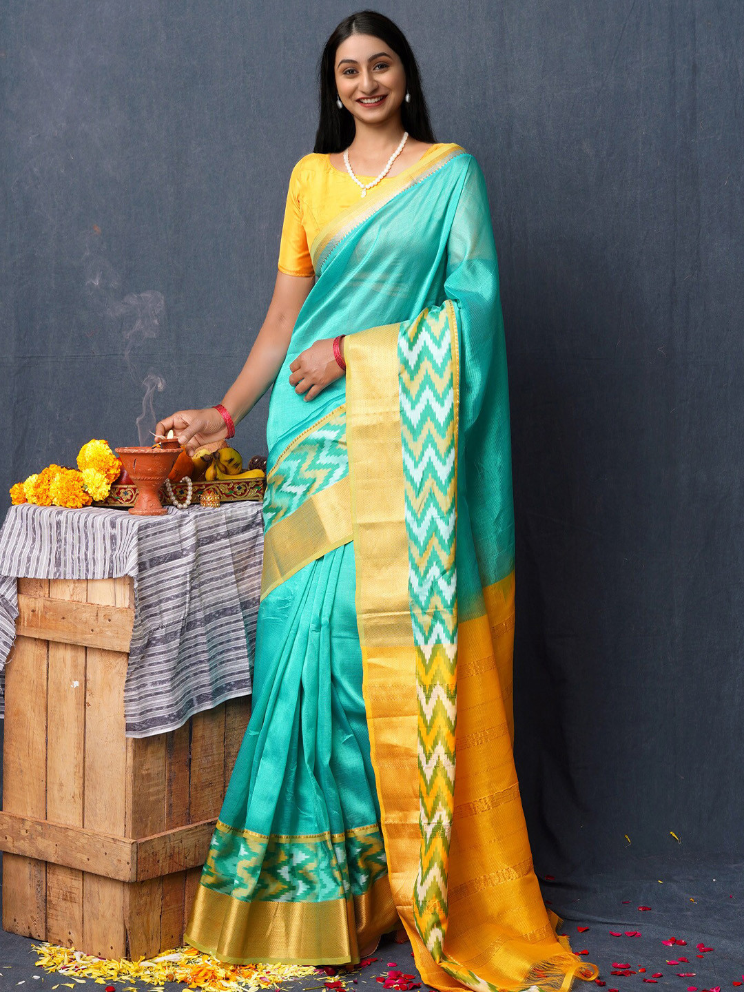 

Unnati Silks Zari Silk Handloom Mangalagiri Saree, Green
