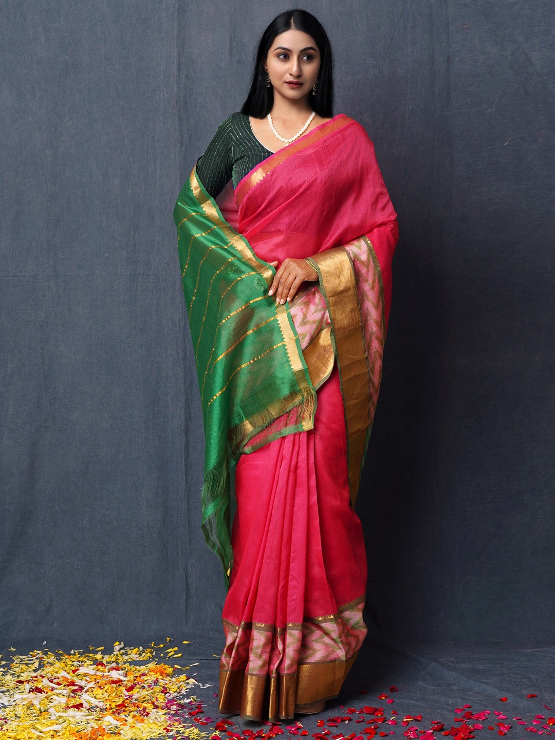 

Unnati Silks Woven Design Zari Silk Handloom Mangalagiri Saree, Pink