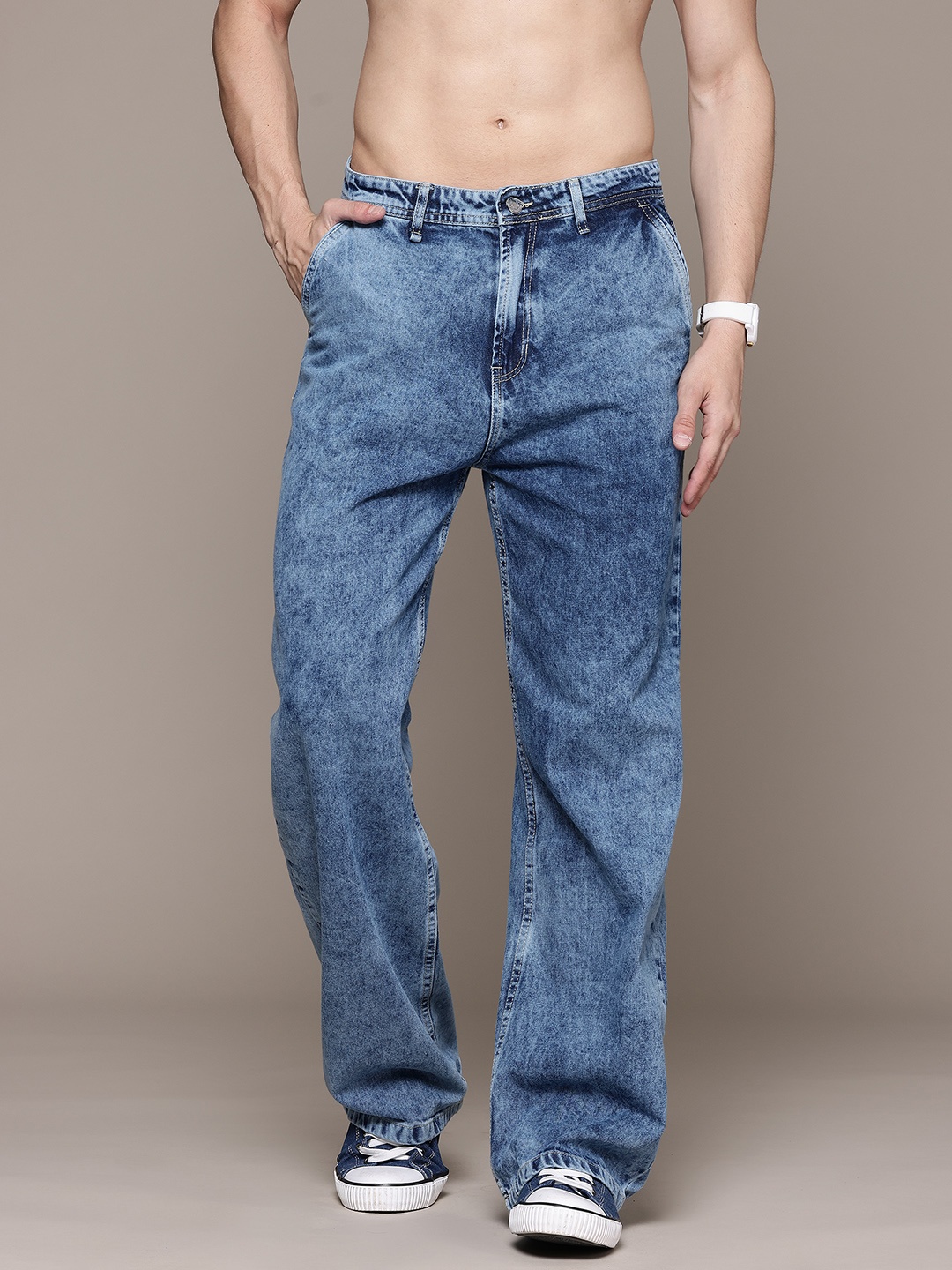 

The Roadster Lifestyle Co. Men Wide Leg Low-Rise Pure Cotton Jeans, Navy blue