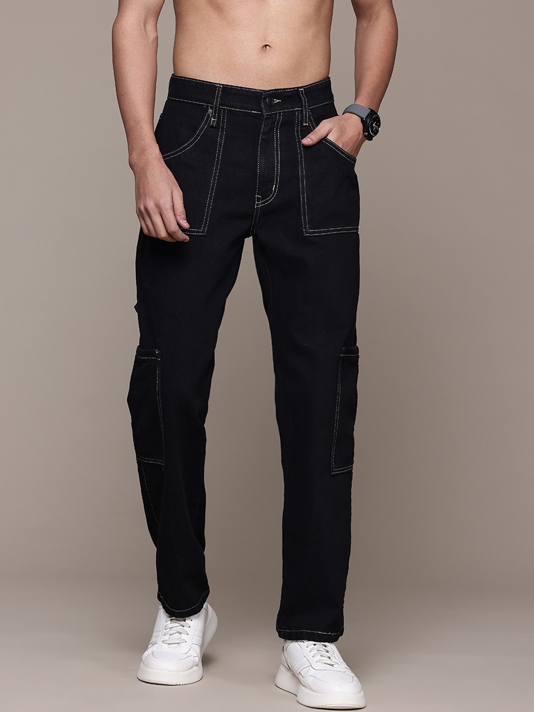 

The Roadster Lifestyle Co. Men Pure Cotton Jeans, Black