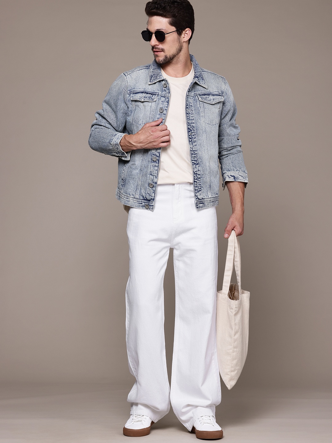 

The Roadster Lifestyle Co. Men Pure Cotton Wide Leg Jeans, White