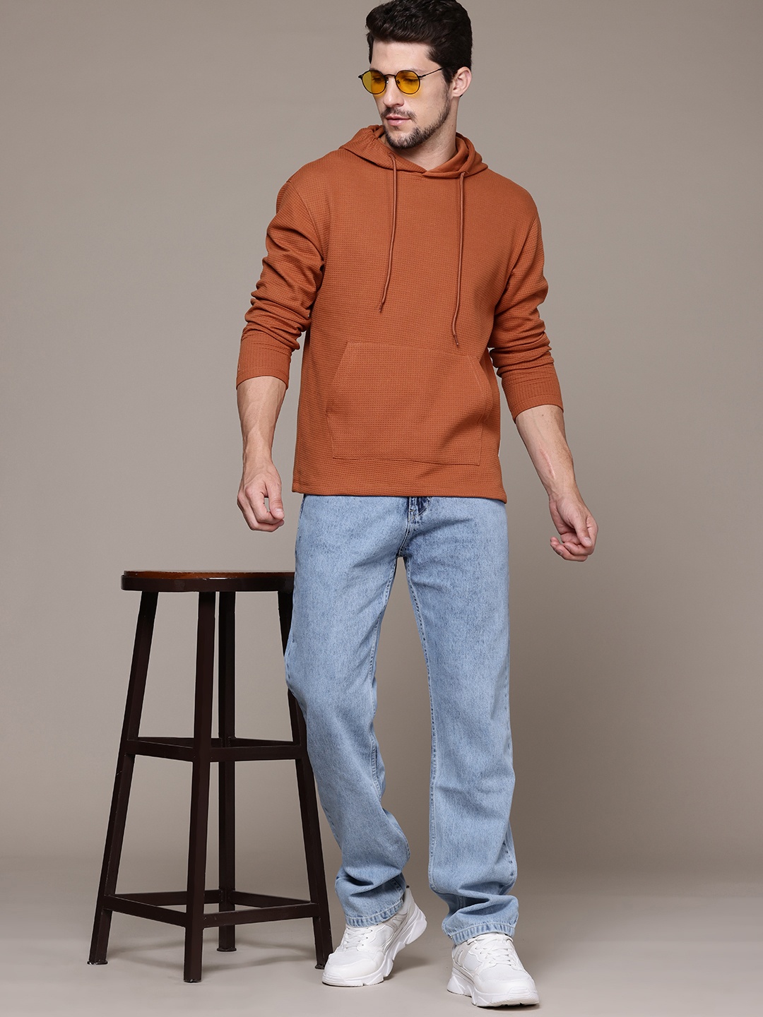 

The Roadster Lifestyle Co. Men Cotton Regular Fit Jeans, Blue