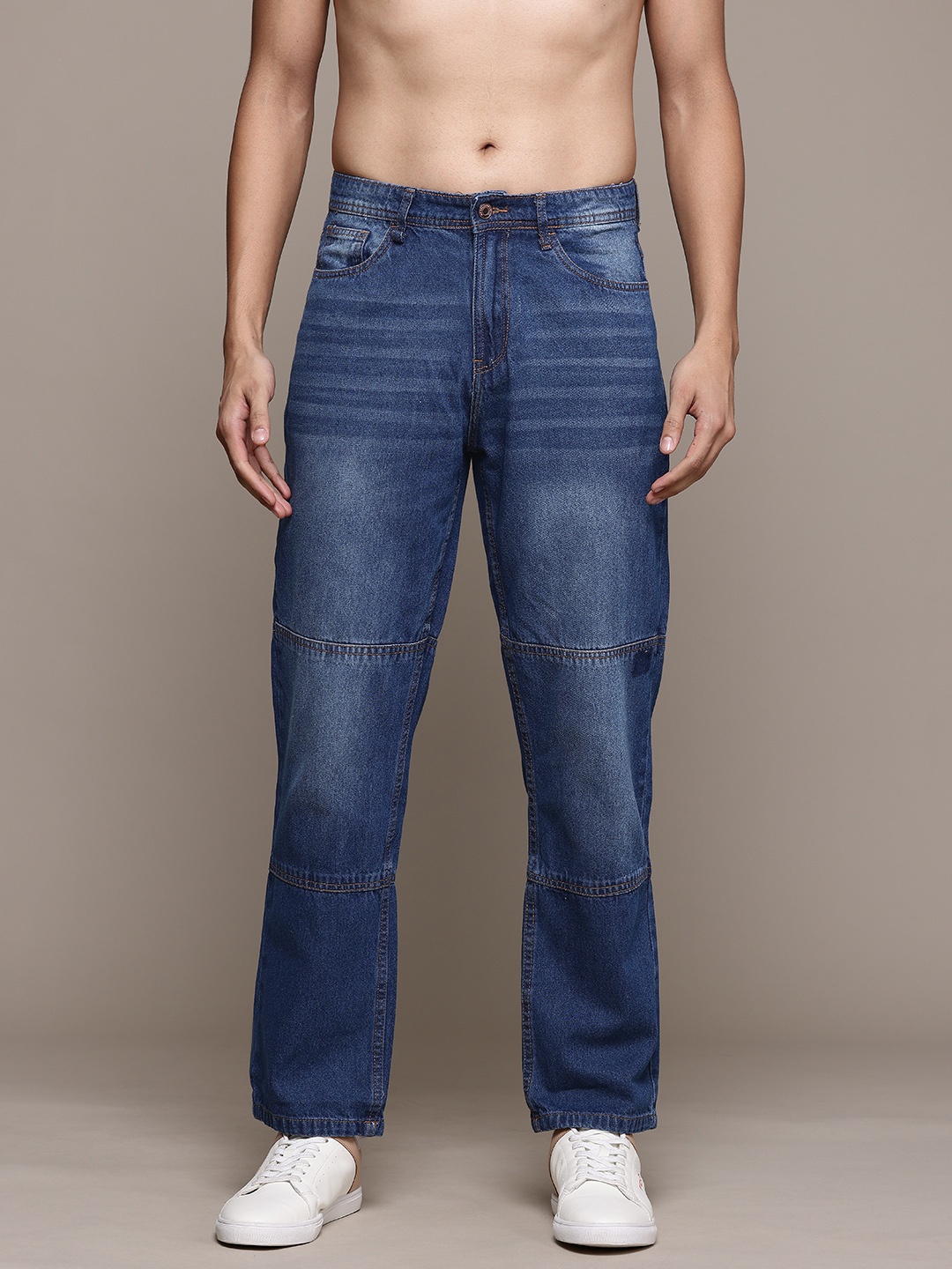 

Roadster Lifestyle Co. Men Straight Fit Pure Cotton Jeans, Blue