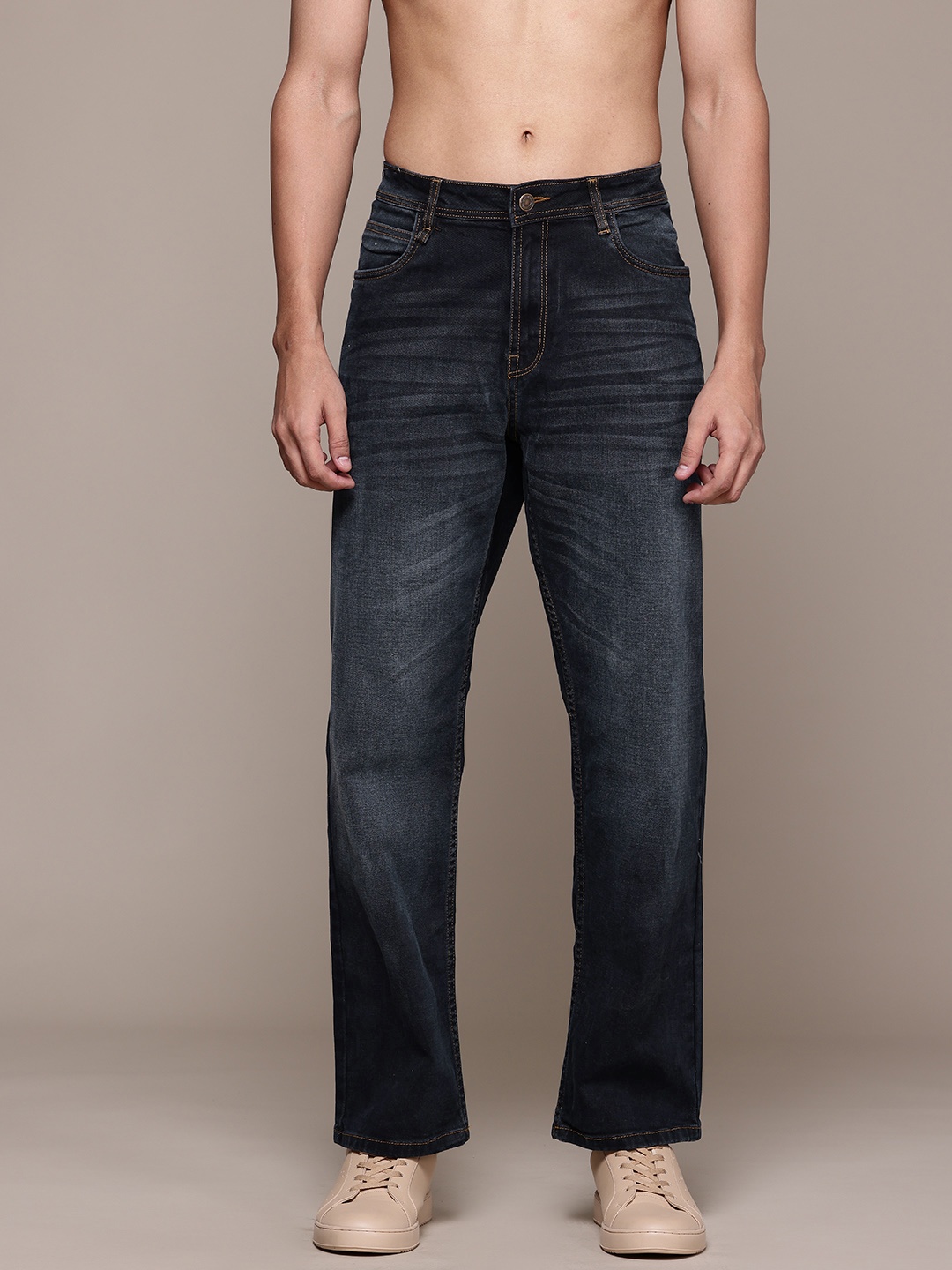 

The Roadster Lifestyle Co. Men Straight Fit Jeans, Navy blue