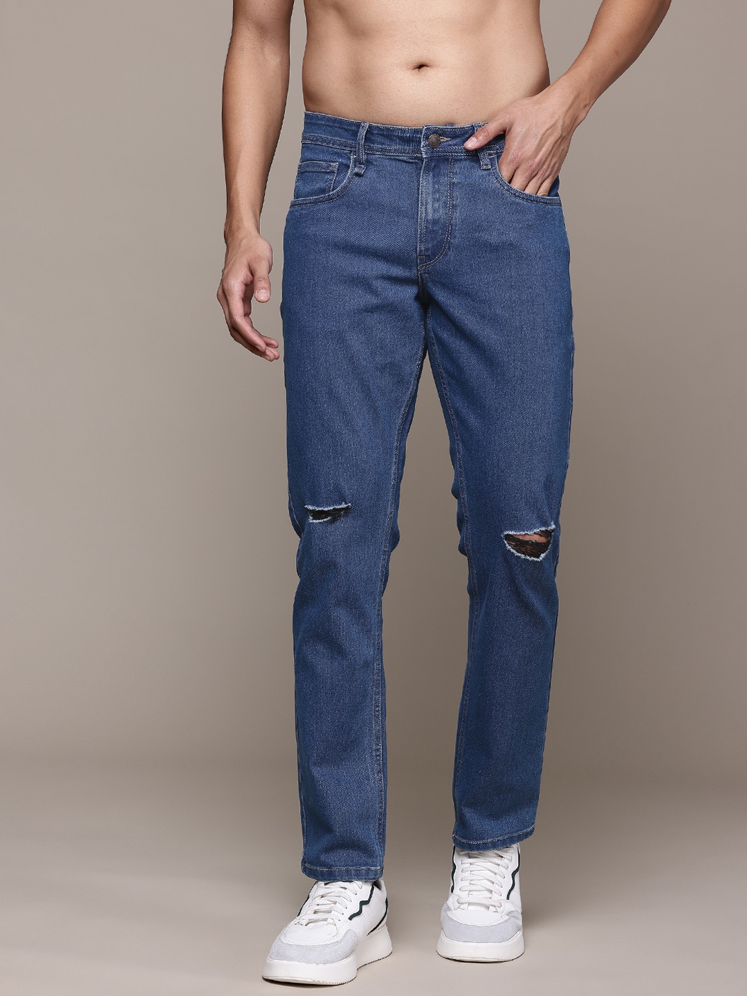 

The Roadster Lifestyle Co. Men Slim Fit Slash Knee Stretchable Jeans, Blue