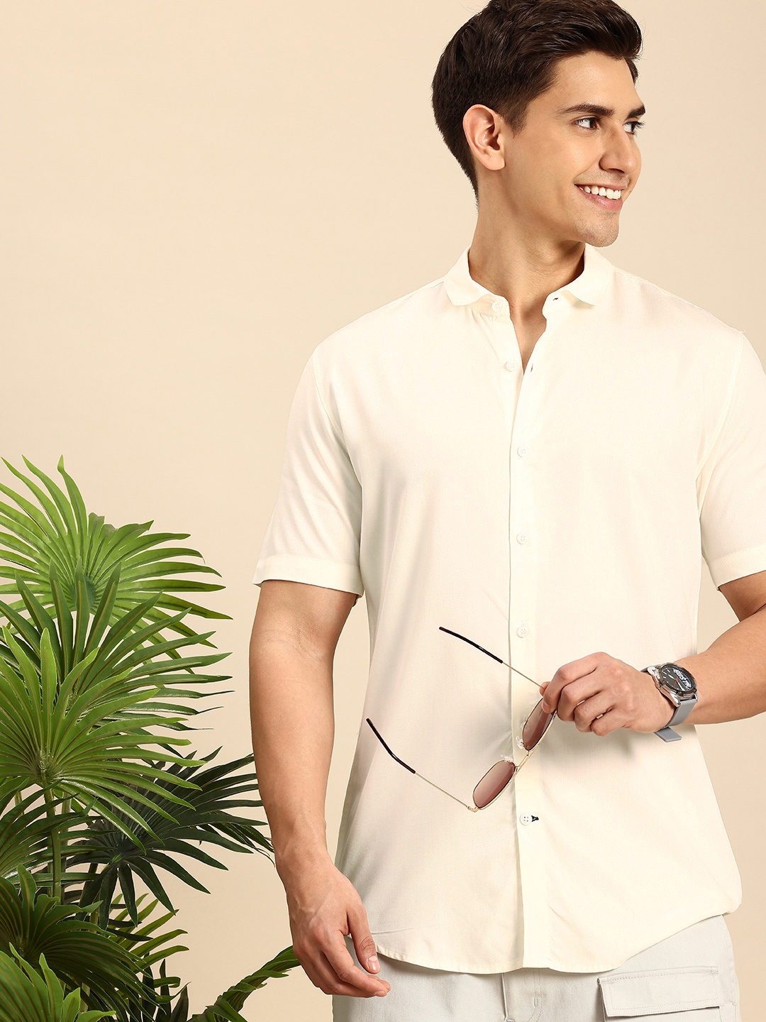 

Mast & Harbour Slim Collar Casual Shirt, Off white