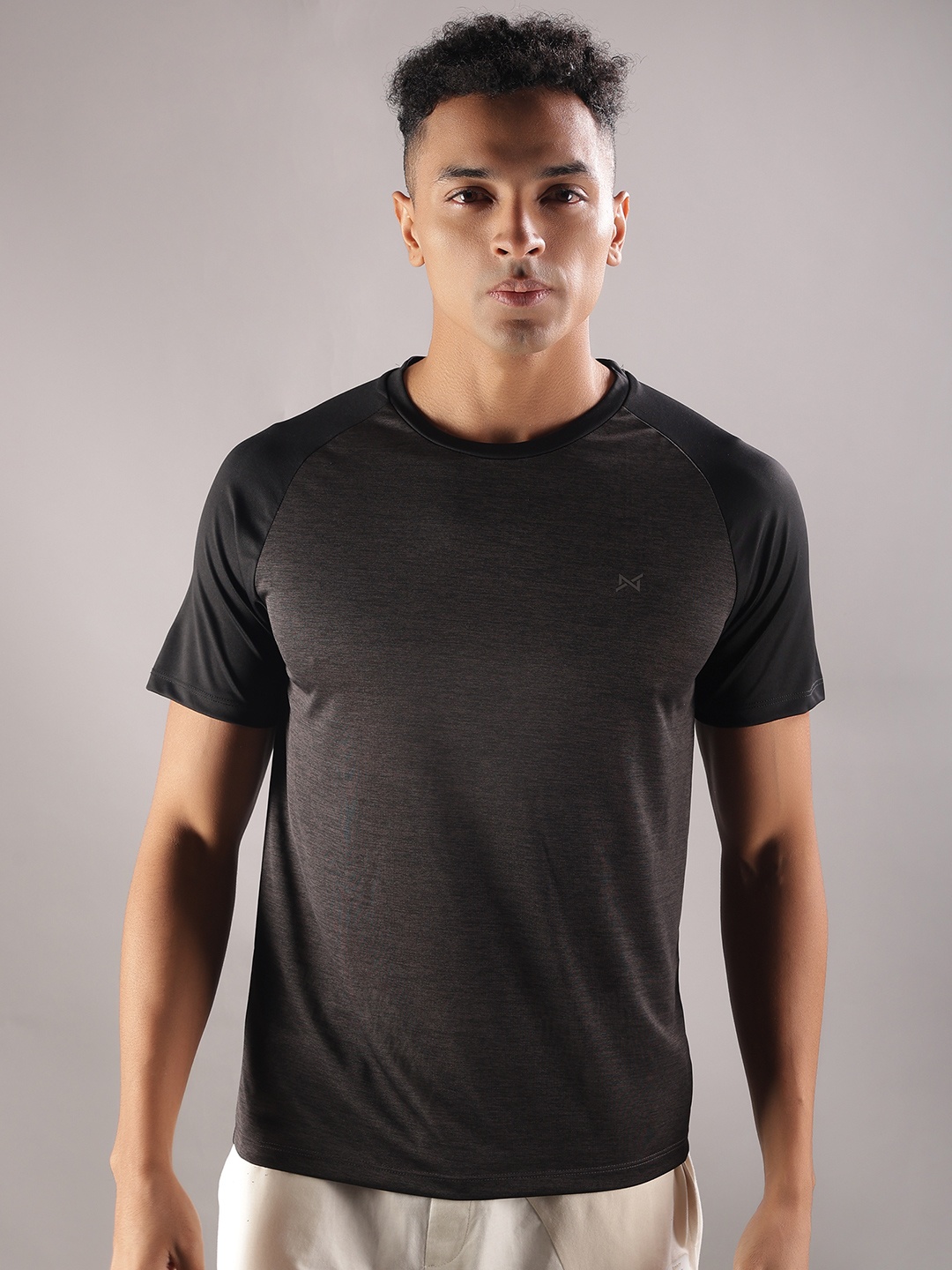

Force NXT Men Anti Viral Anti Odour Cool Round Neck Sports Solid T-Shirt, Grey