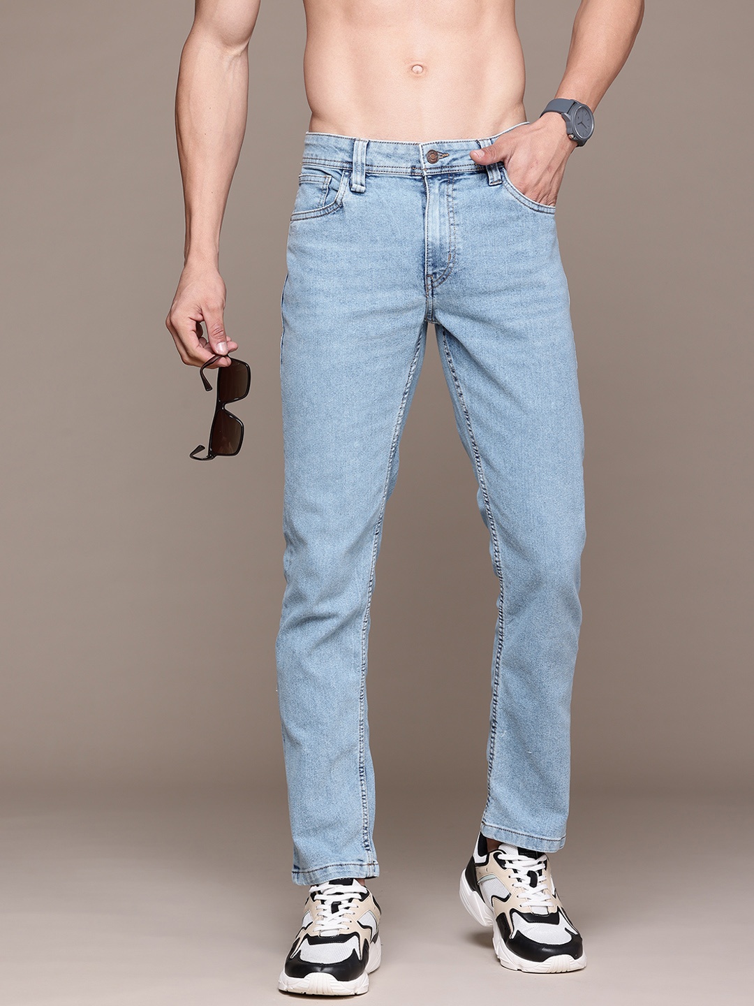 

The Roadster Lifestyle Co. Men Slim Fit Stretchable Jeans, Blue