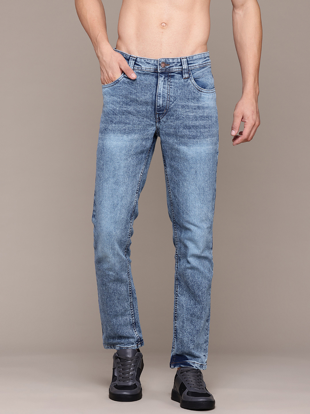 

Roadster The Life Co. Men Slim Fit Stretchable Jeans, Blue