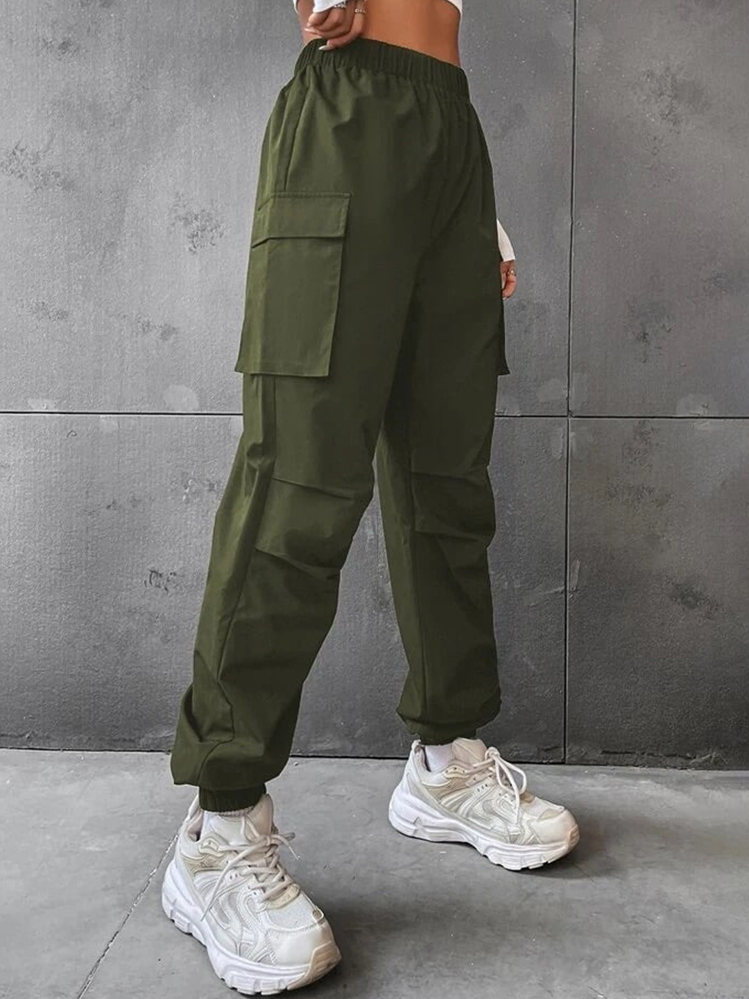 

TABADTOD Relaxed Loose Fit Mid-Rise Joggers Trousers, Olive