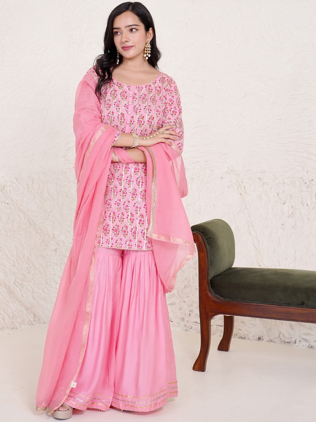 

NERO Floral Printed round Neck Empire Gotta Patti Pure Cotton Kurti with Sharara, Rose