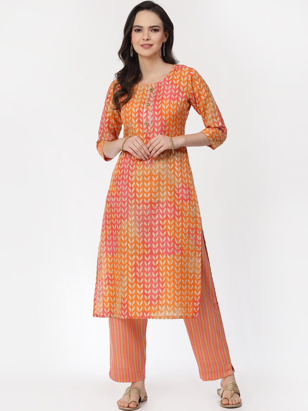 

KALINI Floral Printed Regular Pure Cotton Kurta with Pyjamas, Orange